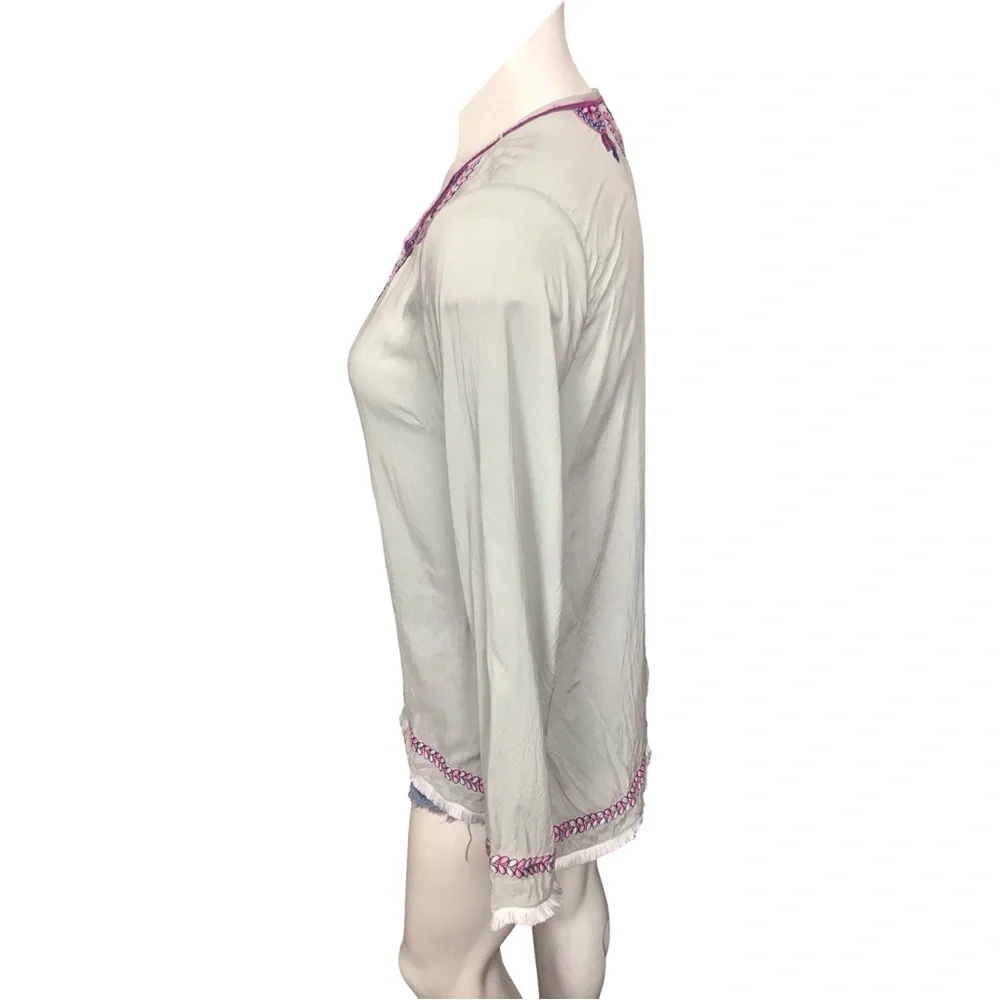 Love Stitch White Blouse with Purple‎ Embroidery